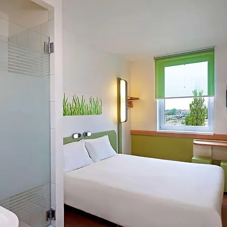 Hotel Ibis Budget Stare